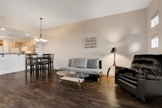 Photo #6: 2482122 Listing 