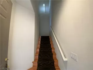 Photo #2: 2482123 Listing 