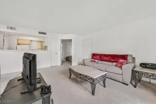 Photo #6: 2482126 Listing 