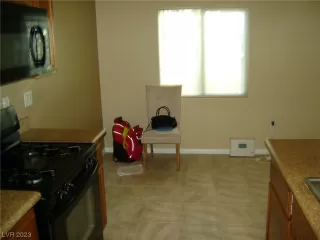 Photo #4: 2482178 Listing 