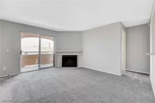 Photo #5: 2482183 Listing 