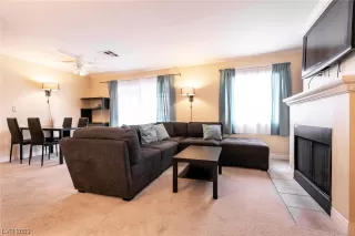 Photo #5: 2482231 Listing 