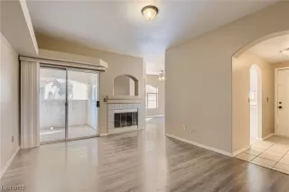 Photo #2: 2482256 Listing 