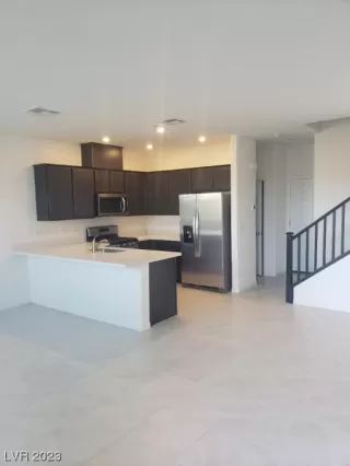 Photo #6: 2482294 Listing 