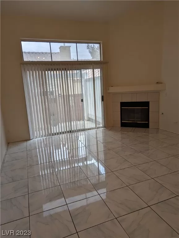 MLS: 2482332 Condo For Sale