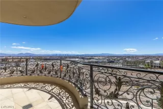 Photo #2: 2482348 Listing 