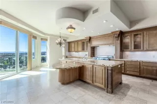 Photo #5: 2482348 Listing 