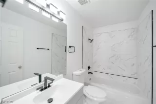 Photo #1: 2482372 Listing 