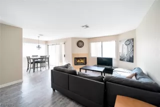 Photo #3: 2482372 Listing 