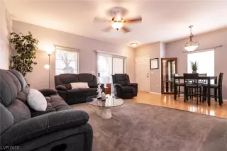 Photo #2: 2482387 Listing