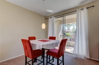 Photo #4: 2482410 Listing