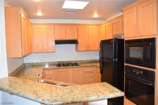 Photo #6: 2482414 Listing 