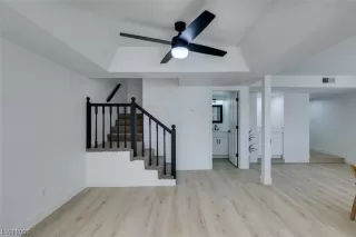 Photo #3: 2482441 Listing