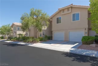 Photo #6: 2482446 Listing