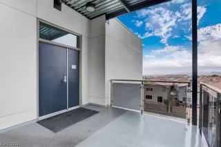 Photo #2: 2482469 Listing