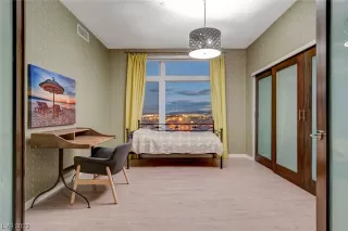 Photo #5: 2482469 Listing