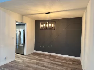 Photo #2: 2482475 Listing 