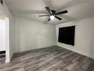 Photo #4: 2482475 Listing 