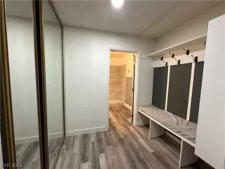 Photo #5: 2482475 Listing 