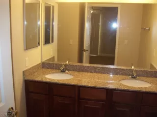 Photo #6: 2482510 Listing 