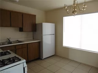 Photo #2: 2482573 Listing 