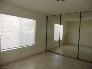 Photo #4: 2482573 Listing 