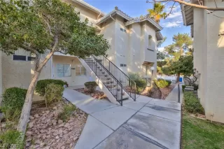 Photo #1: 2482600 Listing