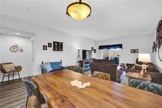 Photo #2: 2482634 Listing