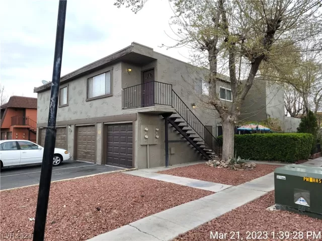 MLS: 2482640 Condo For Sale