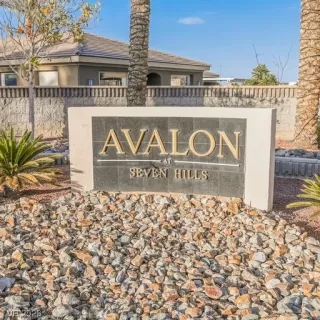 Photo #1: 2482656 Listing