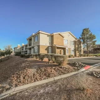 Photo #5: 2482656 Listing