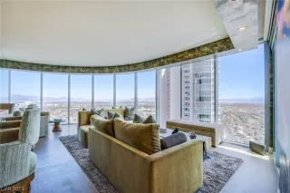 Photo #1: 2482695 Listing