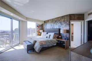 Photo #5: 2482695 Listing