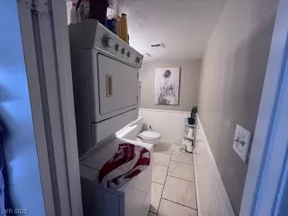 Photo #6: 2482705 Listing 