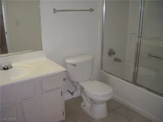 Photo #5: 2482734 Listing 