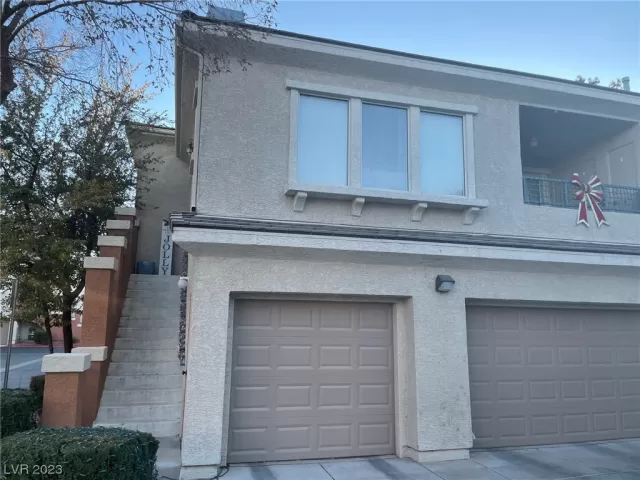 MLS: 2482742 Condo For Sale