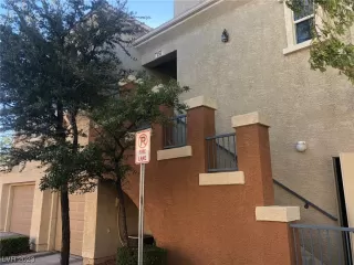 Photo #1: 2482742 Listing