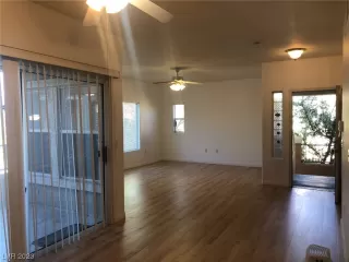 Photo #2: 2482742 Listing