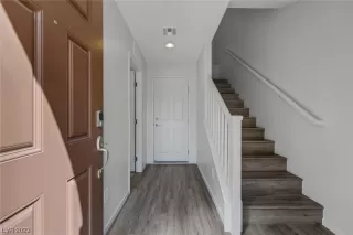 Photo #4: 2482781 Listing 