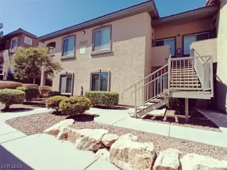 Photo #1: 2482826 Listing