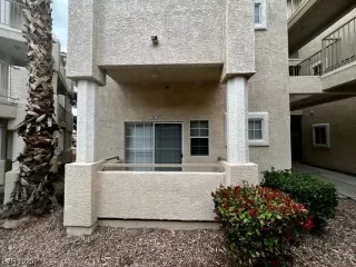 Photo #1: 2482856 Listing 