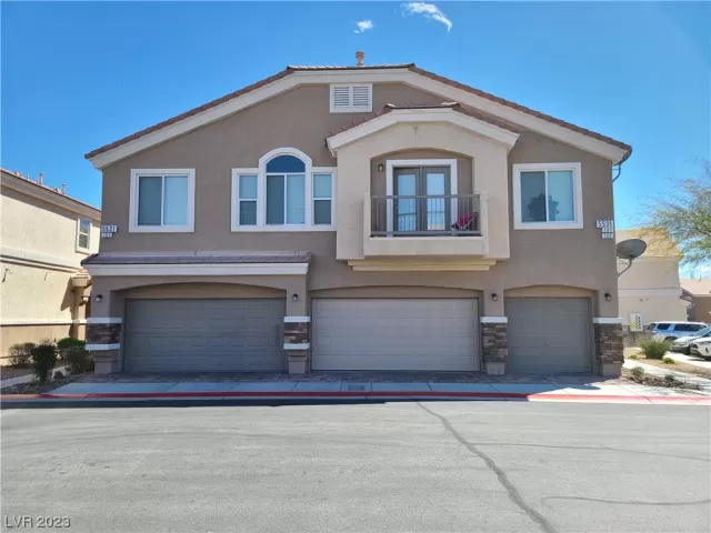 MLS: 2482863 Condo For Sale