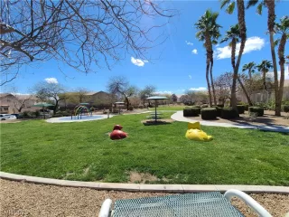 Photo #2: 2482863 Listing