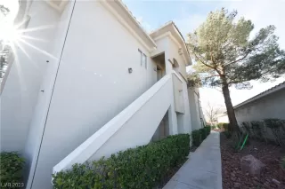 Photo #1: 2482866 Listing 