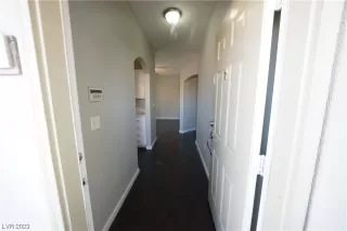 Photo #3: 2482866 Listing 