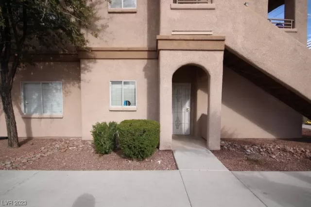 MLS: 2482884 Condo For Sale