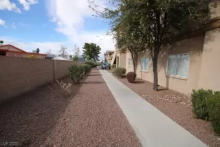 Photo #1: 2482884 Listing