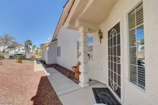 Photo #3: 2482949 Listing 