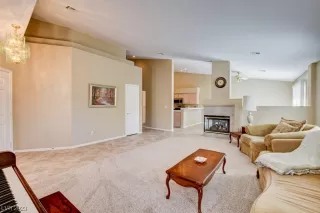 Photo #6: 2482949 Listing 