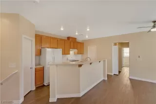 Photo #2: 2482966 Listing 